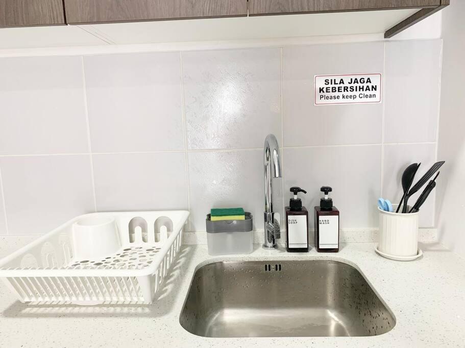 Netflix 2 Bedroom Troika Kota Bharu Homestay 1812 Exterior foto