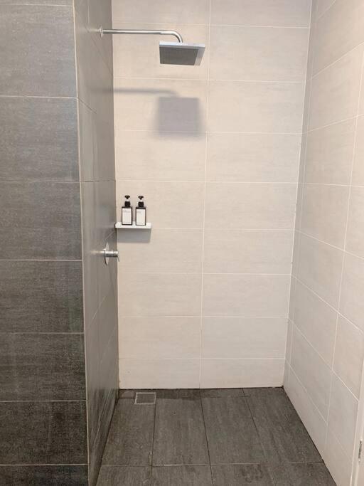 Netflix 2 Bedroom Troika Kota Bharu Homestay 1812 Exterior foto